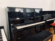 Kawai K48 Klavier