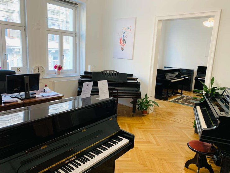 Kawai K48 Klavier